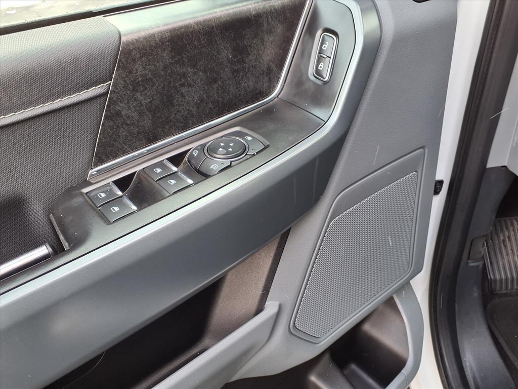 Ford F-150 XLT SuperCab 8-ft. Bed 4WD 2023