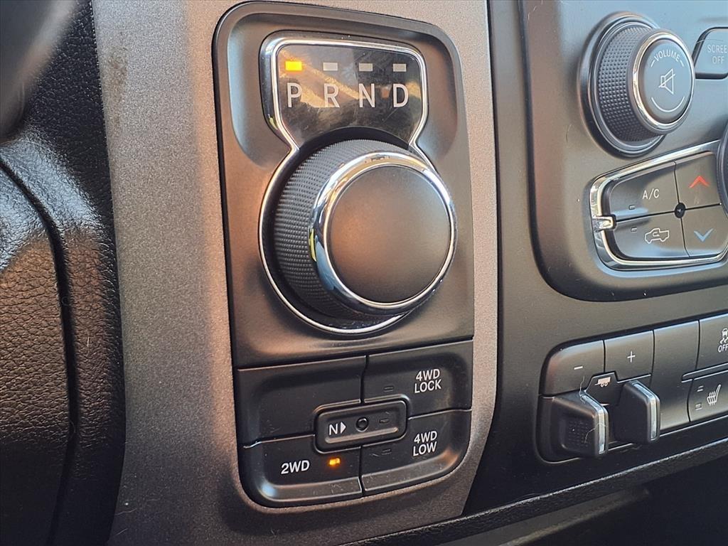 RAM 1500 Classic Tradesman 4x4 Quad Cab 6'4" Box 2023