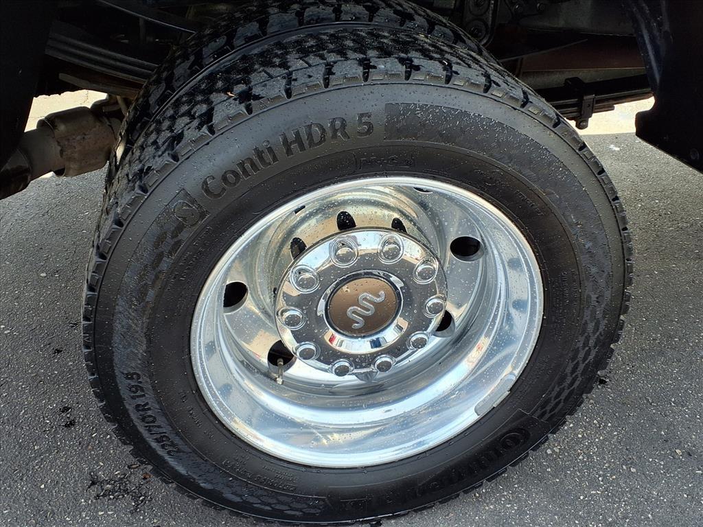 Ford Super Duty F-450 DRW King Ranch 4WD Crew Cab 8' Box 2024