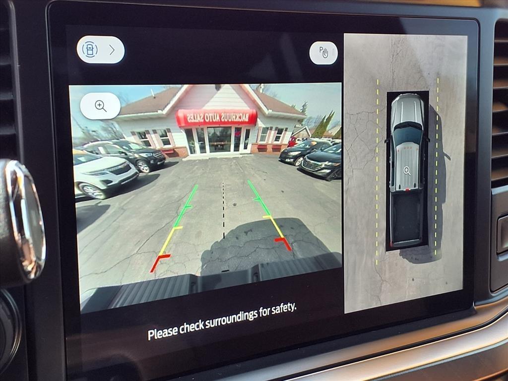 Ford Super Duty F-450 DRW King Ranch 4WD Crew Cab 8' Box 2024