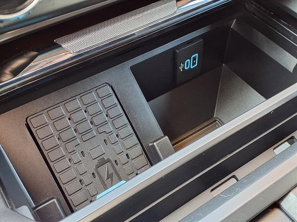 Ford Super Duty F-450 DRW King Ranch 4WD Crew Cab 8' Box 2024