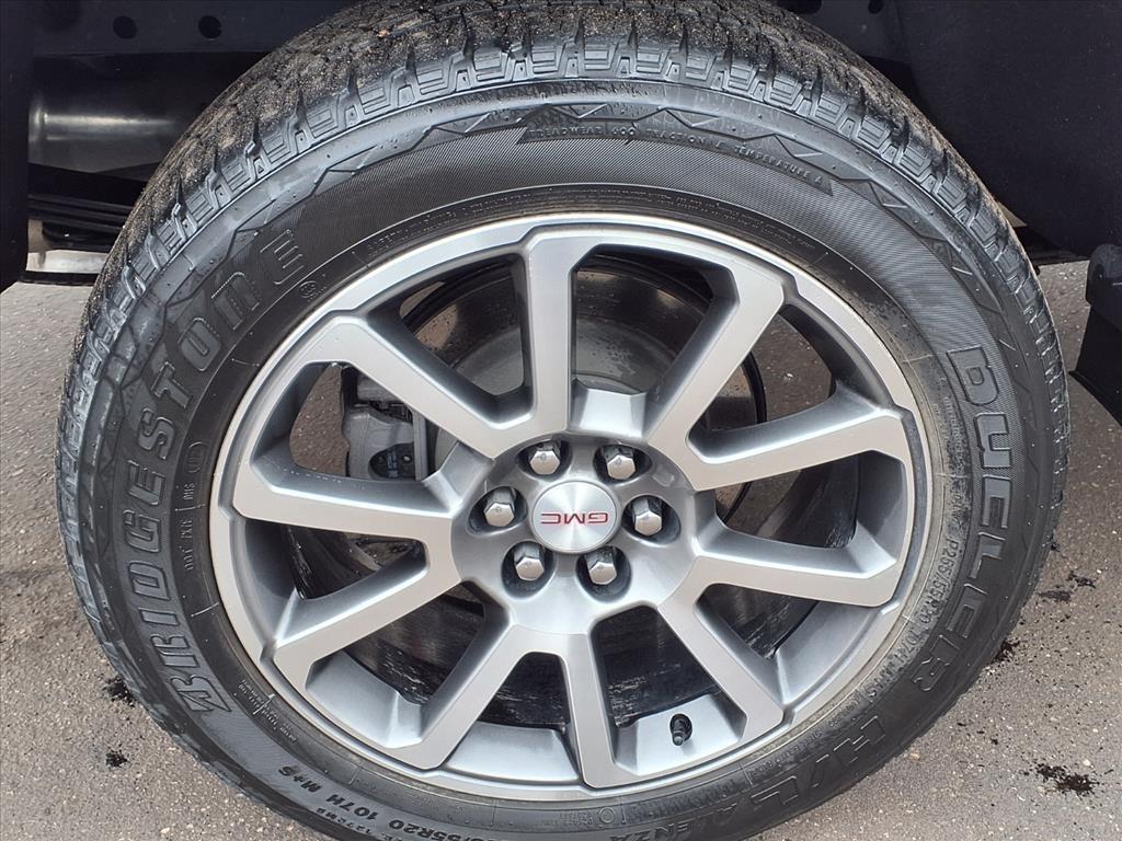 GMC Canyon 4WD Crew Cab 128" Denali 2021