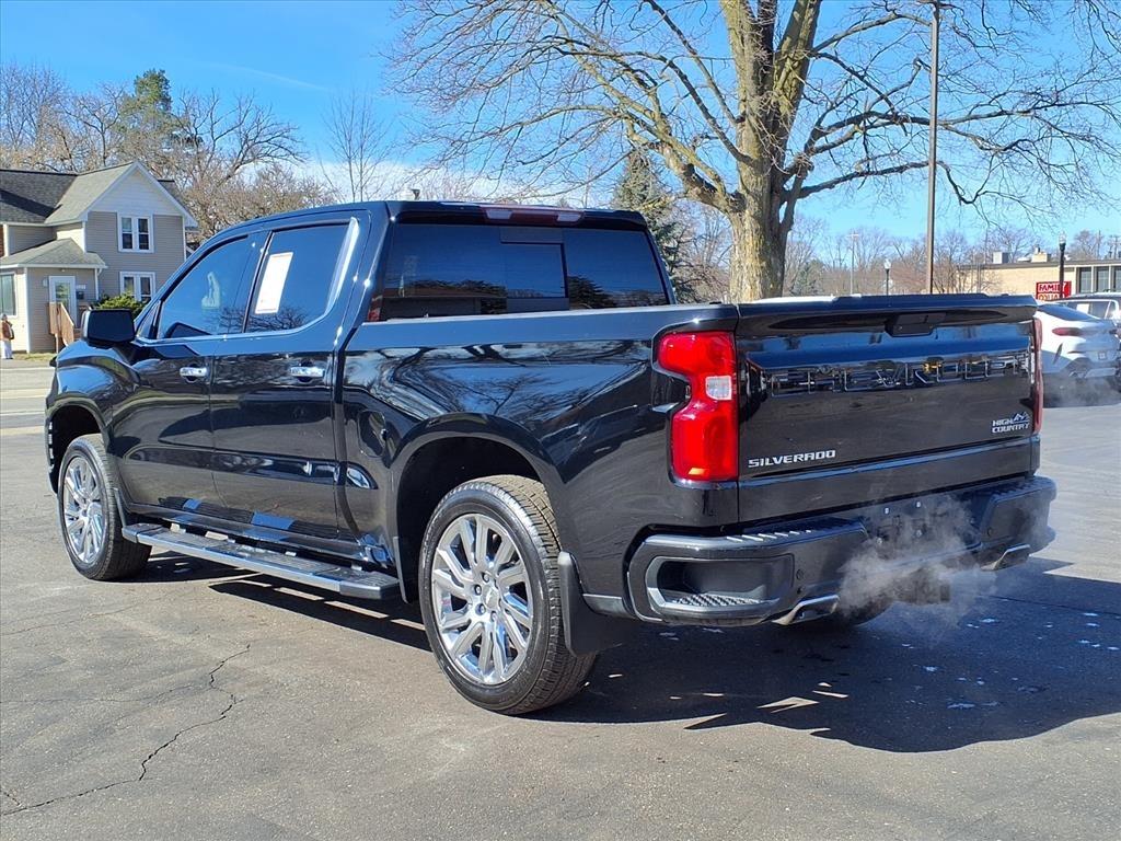 Chevrolet Silverado 1500 4WD Crew Cab 147" High Country 2020