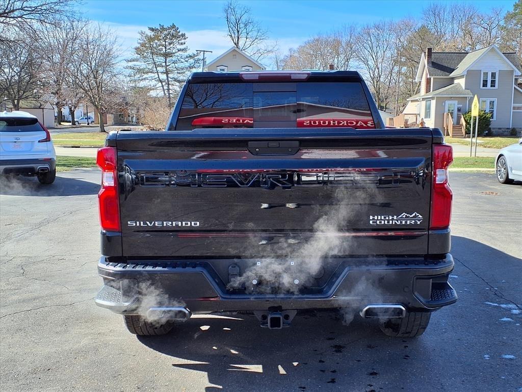 Chevrolet Silverado 1500 4WD Crew Cab 147" High Country 2020