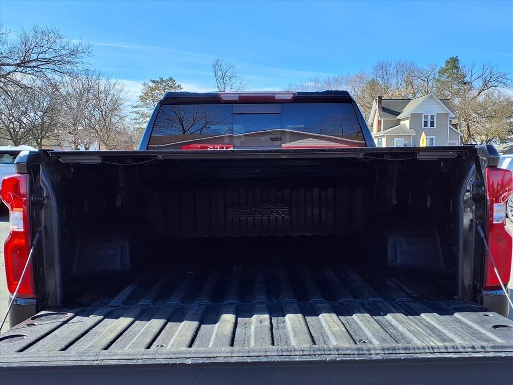 Chevrolet Silverado 1500 4WD Crew Cab 147" High Country 2020