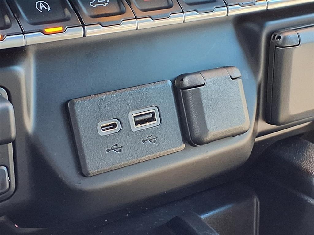 Chevrolet Silverado 1500 4WD Crew Cab 147" High Country 2020