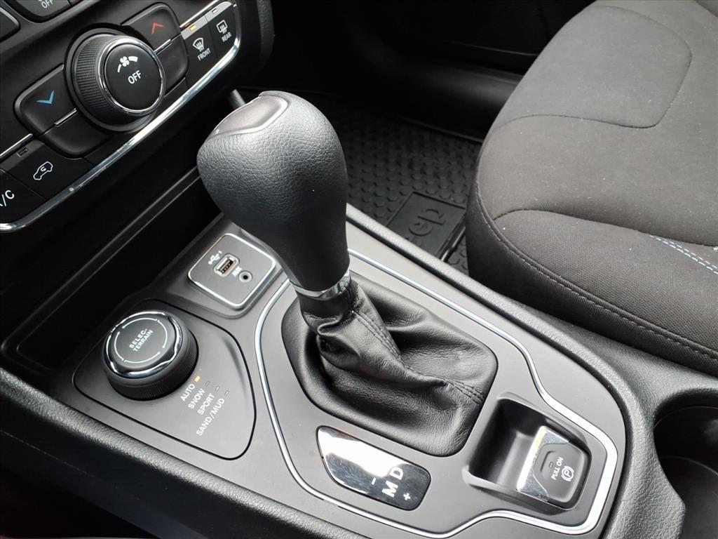 Jeep Cherokee Latitude 4x4 2019