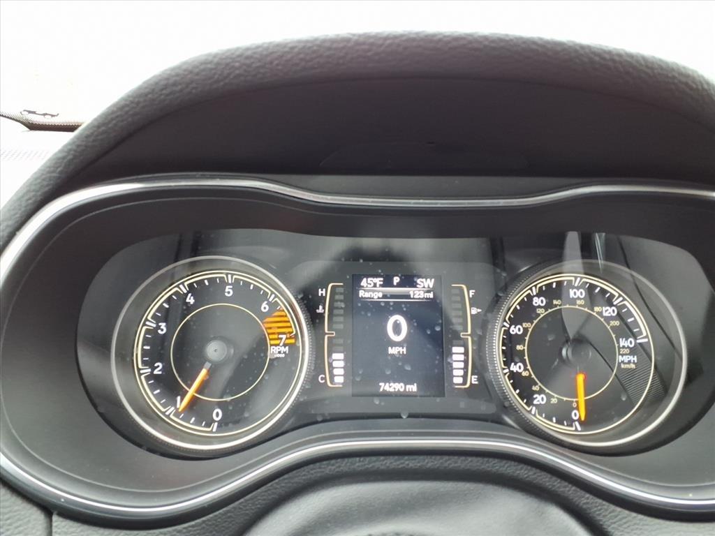 Jeep Cherokee Latitude 4x4 2019