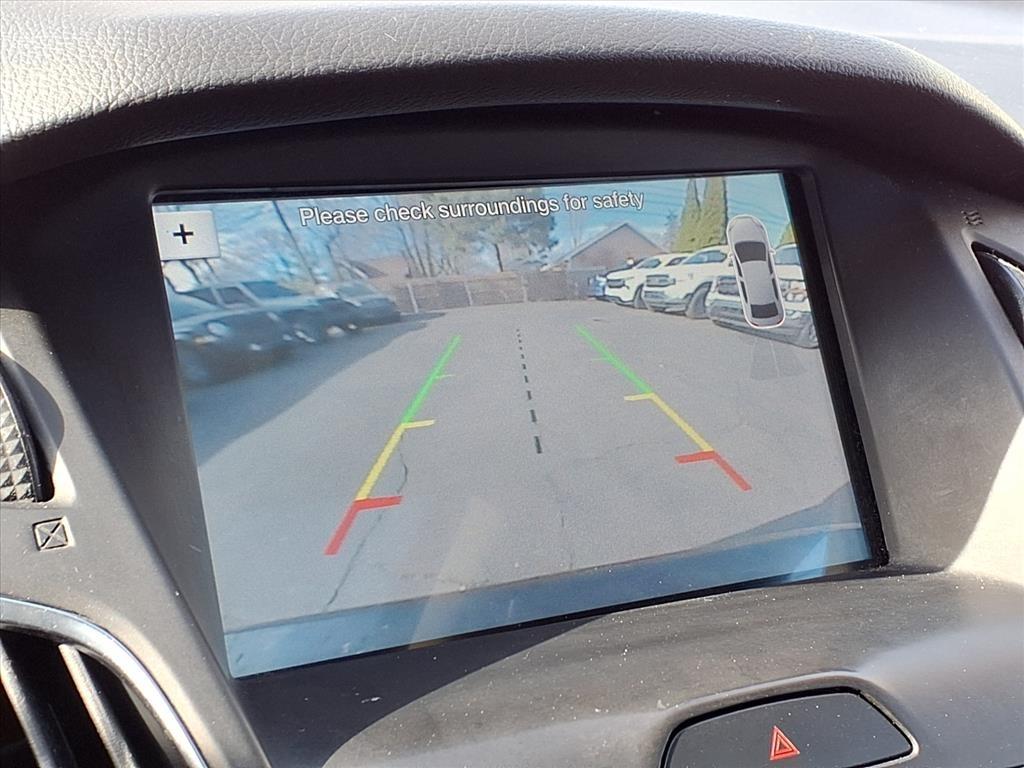 Ford Focus Titanium Hatch 2017