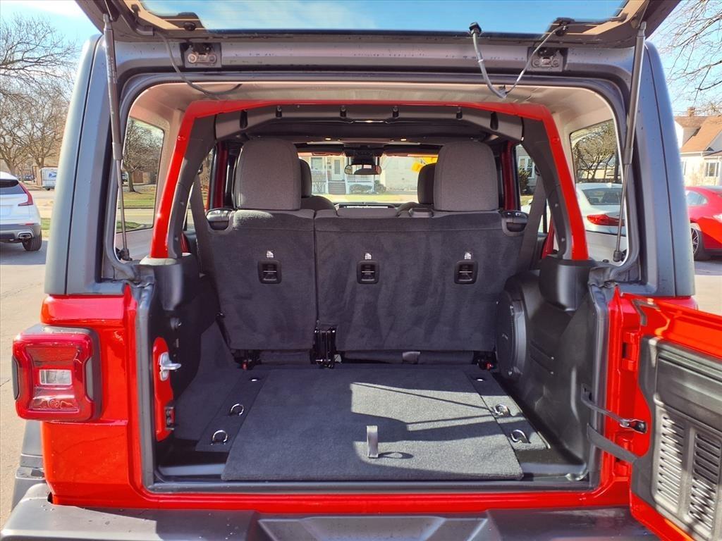 Jeep Wrangler Willys 4 Door 4x4 2025