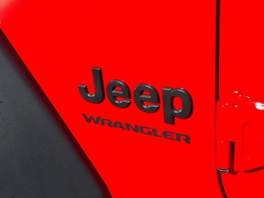 Jeep Wrangler Willys 4 Door 4x4 2025