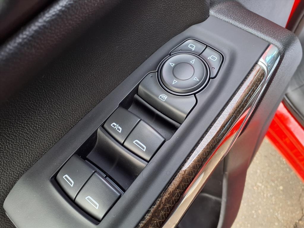 Chevrolet Silverado 1500 4WD Crew Cab 147" LT w/2FL 2021