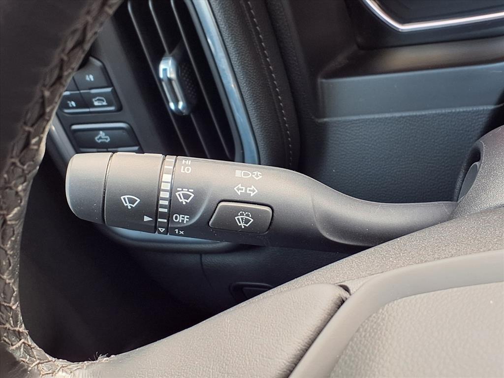 Chevrolet Silverado 1500 4WD Crew Cab 147" LT w/2FL 2021