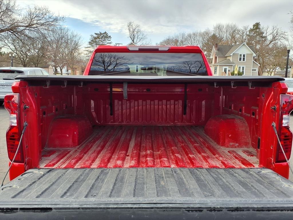 Chevrolet Silverado 1500 4WD Crew Cab 147" LT w/2FL 2021