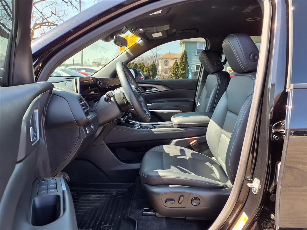 Chevrolet Traverse 4dr LT w/1LT 2024