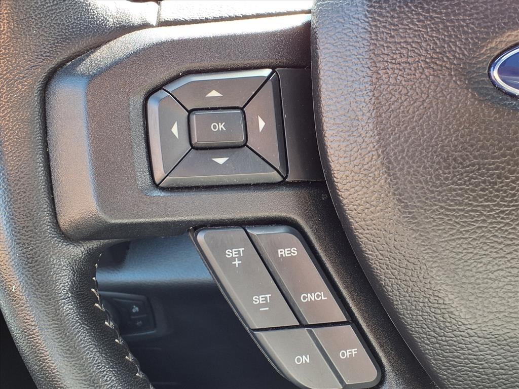 Ford F-150 Platinum 4WD SuperCrew 5.5' Box 2017