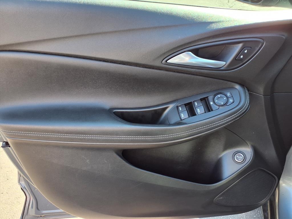 Buick Encore GX FWD 4dr Select 2021