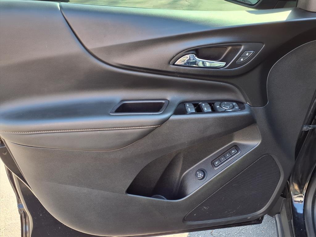 Chevrolet Equinox FWD 4dr Premier 2022