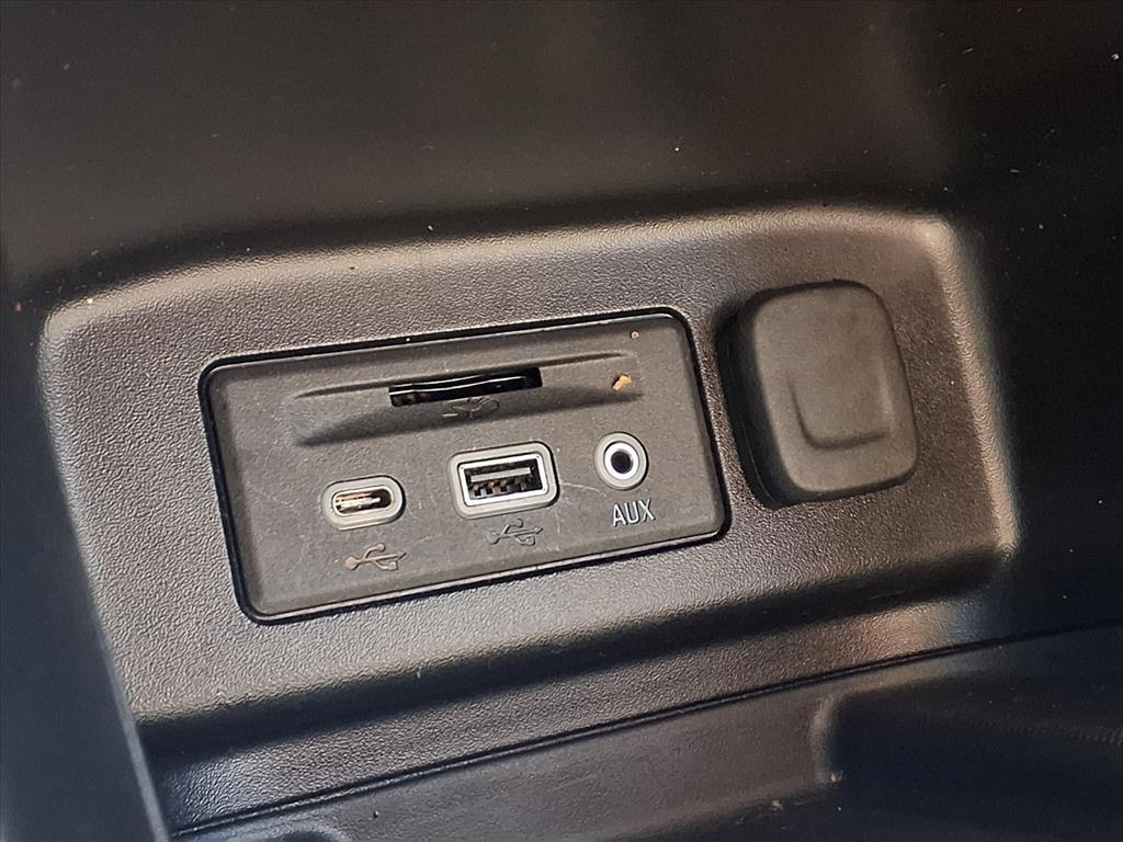 Chevrolet Equinox FWD 4dr Premier 2022