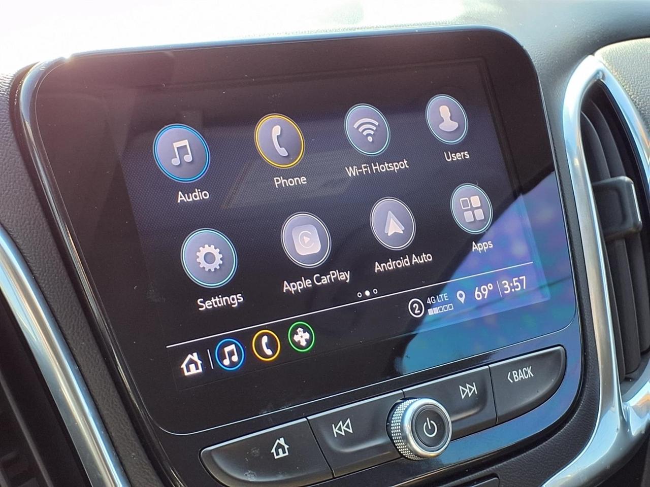 Chevrolet Equinox FWD 4dr Premier 2022