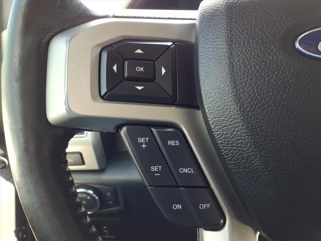 Ford F-150 Lariat SuperCrew 5.5-ft. Bed 4WD 2017