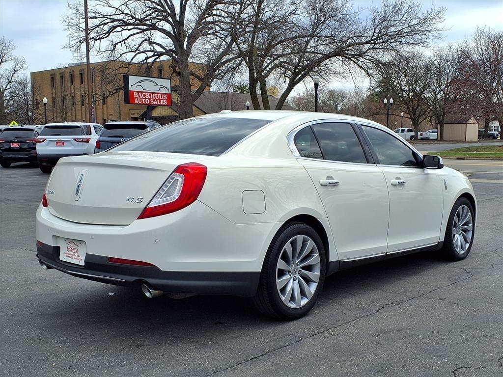 Lincoln MKS 4dr Sdn 3.7L FWD 2013