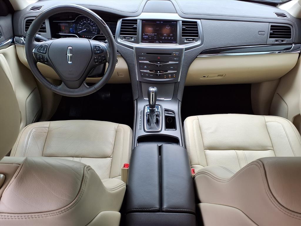 Lincoln MKS 4dr Sdn 3.7L FWD 2013