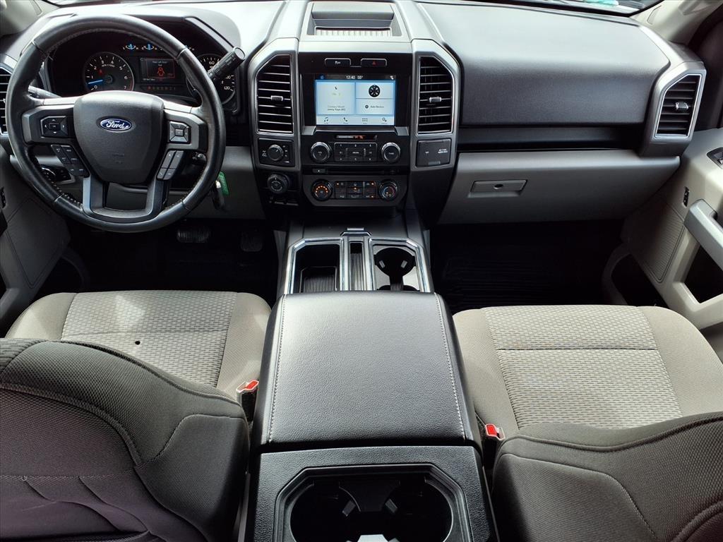 Ford F-150 Platinum 4WD SuperCrew 5.5' Box 2017