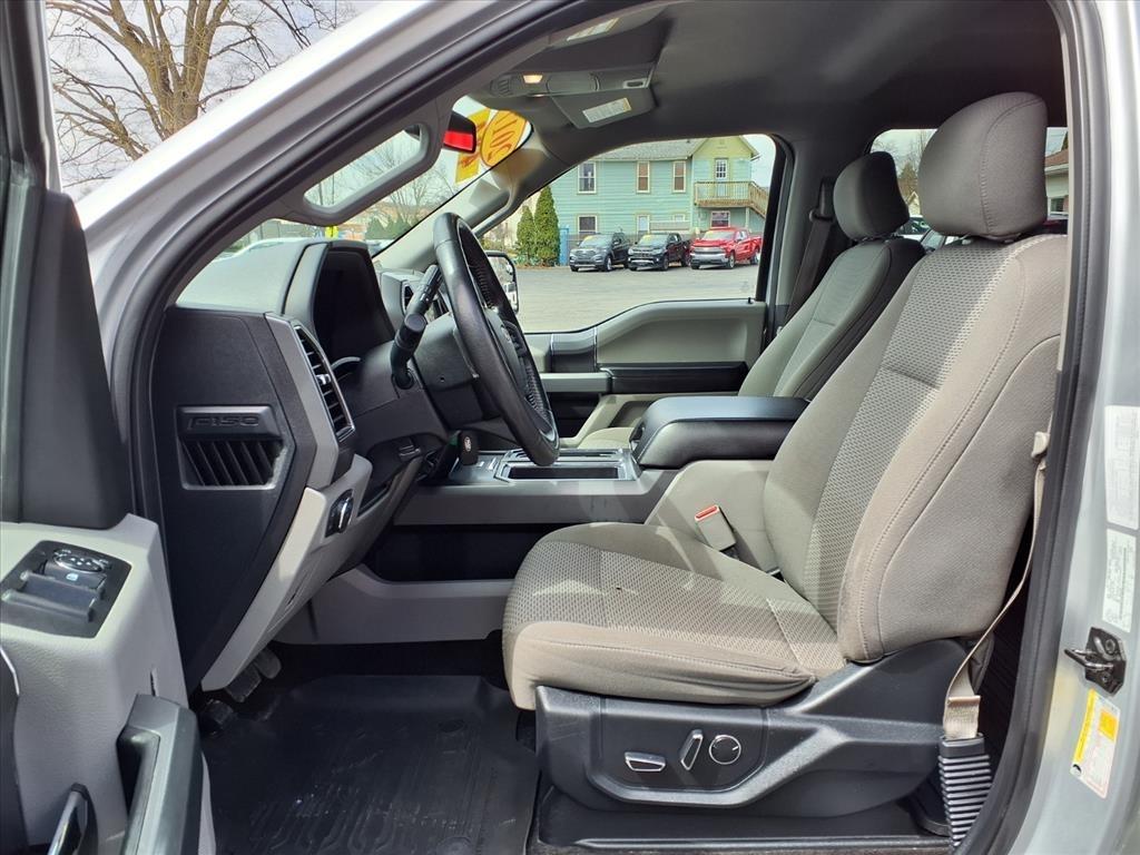 Ford F-150 Platinum 4WD SuperCrew 5.5' Box 2017