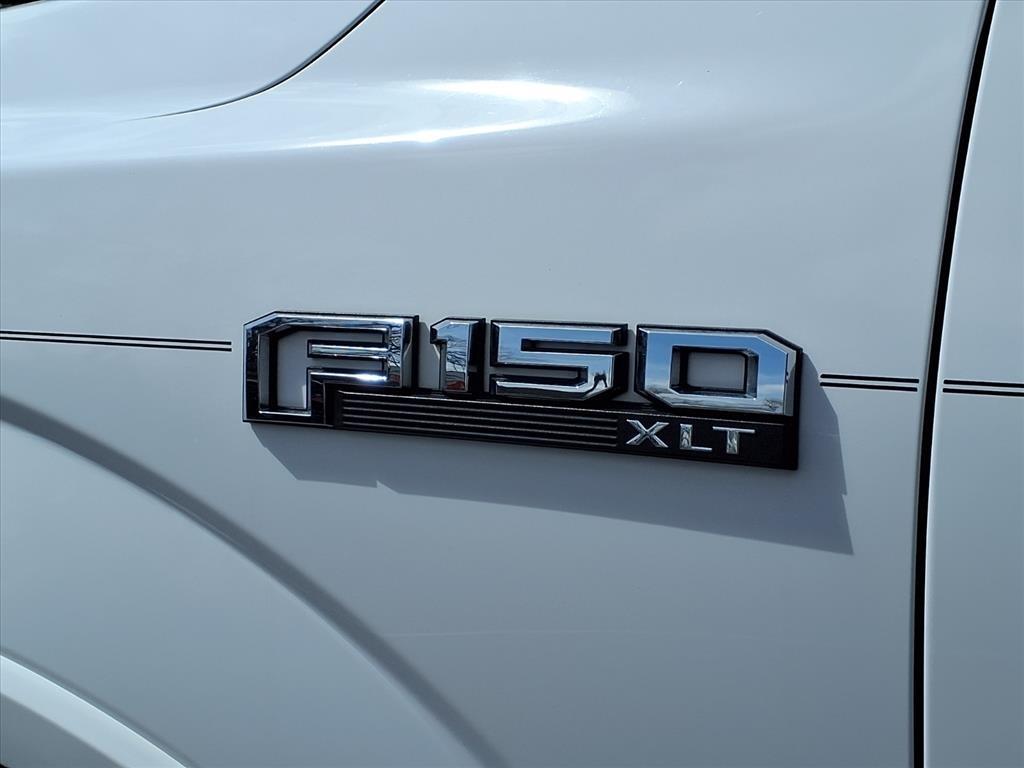 Ford F-150 Lariat 4WD SuperCab 8' Box 2018