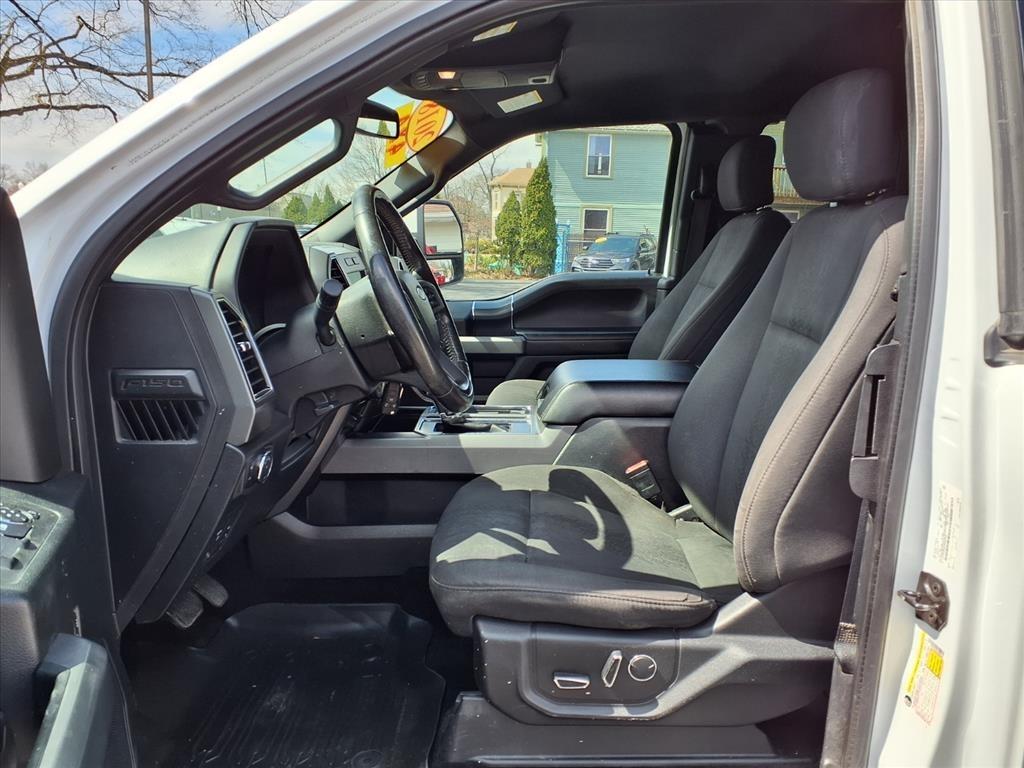 Ford F-150 Lariat 4WD SuperCab 8' Box 2018