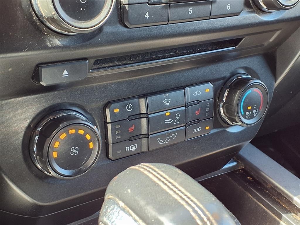 Ford F-150 Lariat 4WD SuperCab 8' Box 2018