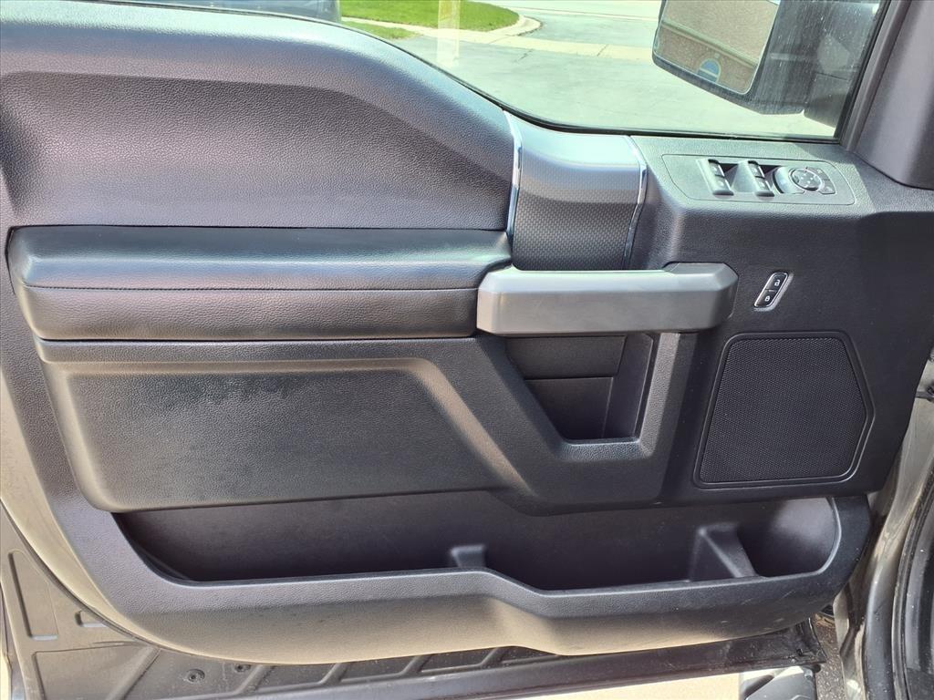 Ford F-150 4WD SuperCrew 145" King Ranch 2016