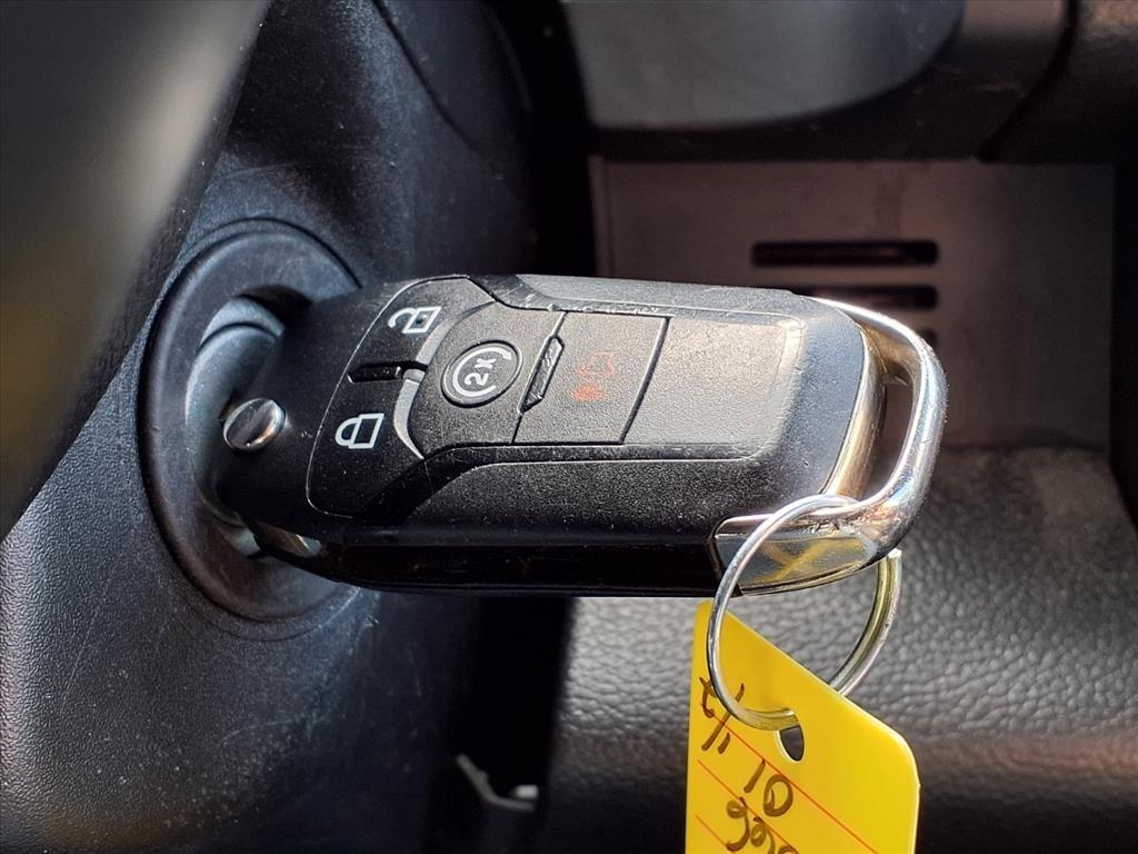 Ford F-150 4WD SuperCrew 145" King Ranch 2016