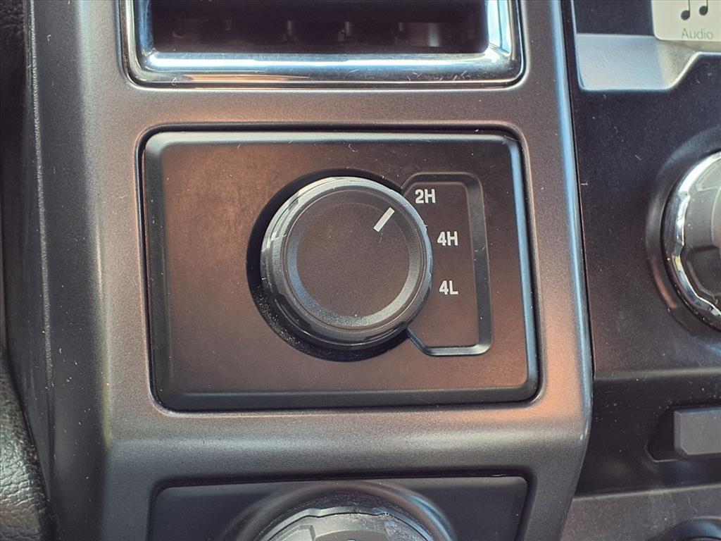 Ford F-150 4WD SuperCrew 145" King Ranch 2016