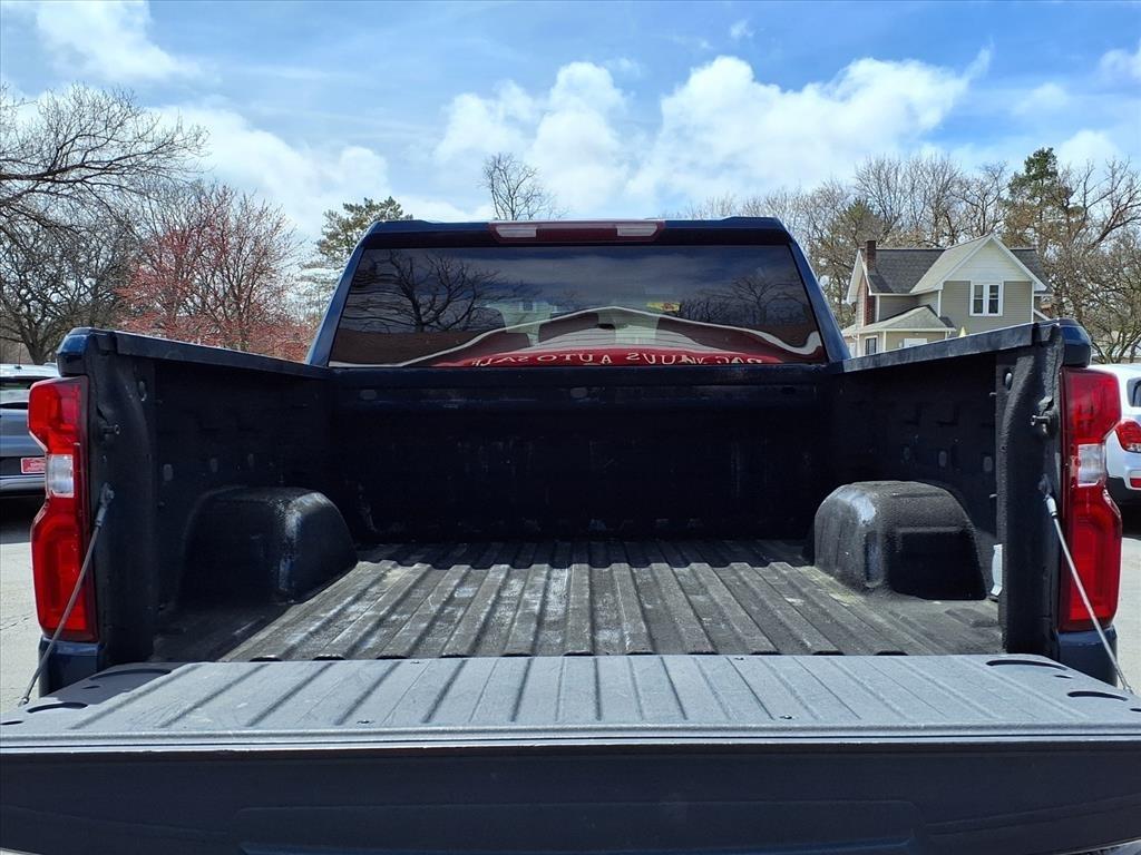 Chevrolet Silverado 1500 4WD Crew Cab 147" Custom 2020