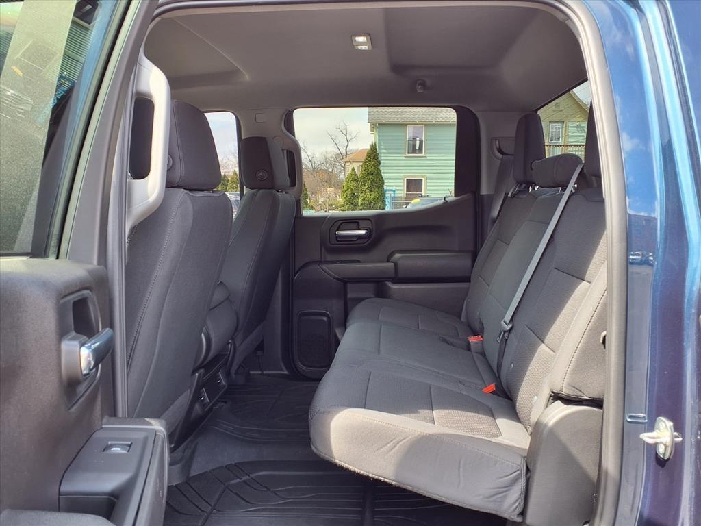 Chevrolet Silverado 1500 4WD Crew Cab 147" Custom 2020