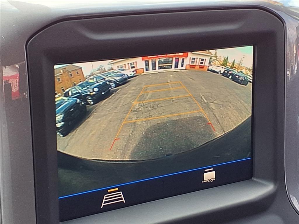 Chevrolet Silverado 1500 4WD Crew Cab 147" Custom 2020