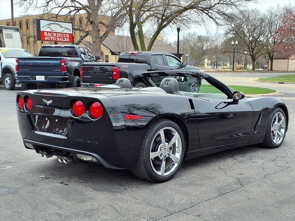 Chevrolet Corvette 2dr Conv w/2LT 2010