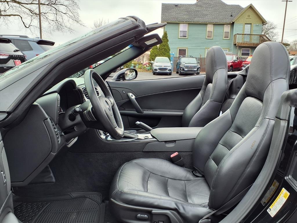 Chevrolet Corvette 2dr Conv w/2LT 2010