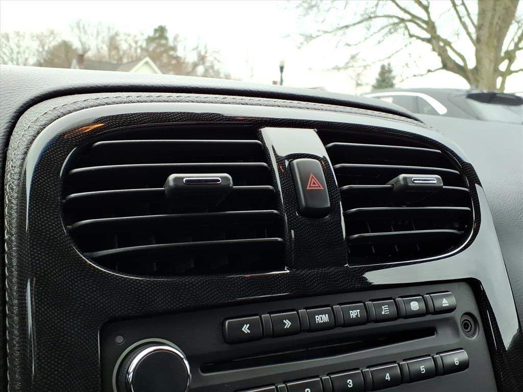 Chevrolet Corvette 2dr Conv w/2LT 2010