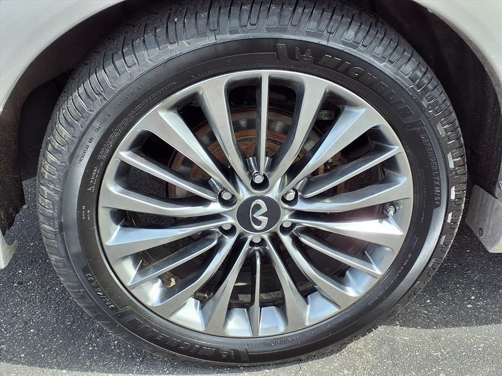 Infiniti QX80 LUXE AWD 2020