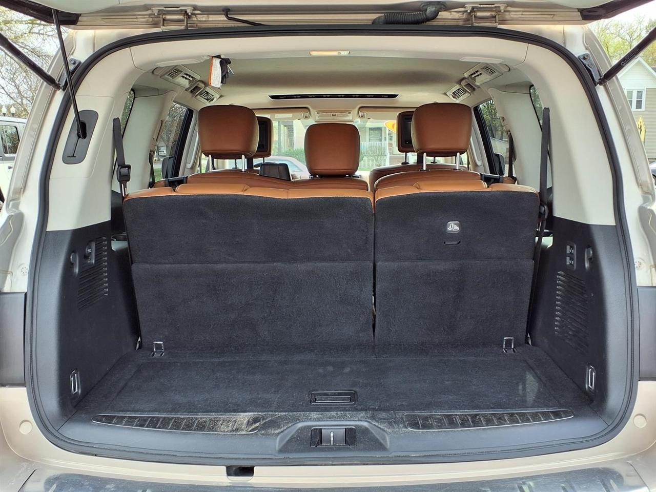 Infiniti QX80 LUXE AWD 2020