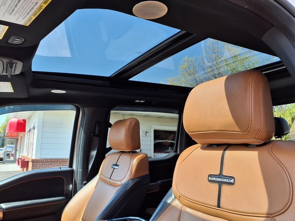 Ford Super Duty F-450 DRW King Ranch 4WD Crew Cab 8' Box 2023