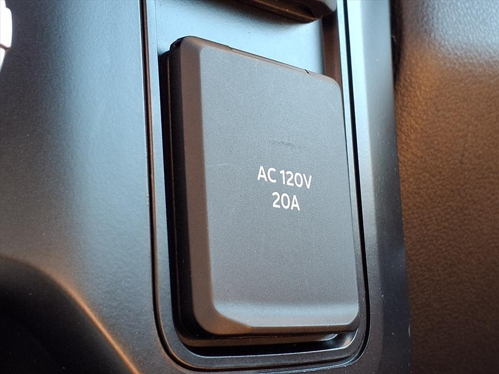 Ford Super Duty F-450 DRW Platinum 4WD Crew Cab 8' Box 2023