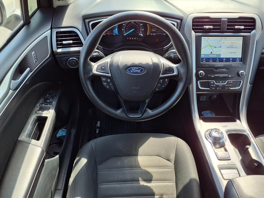 Ford Fusion SE FWD 2020