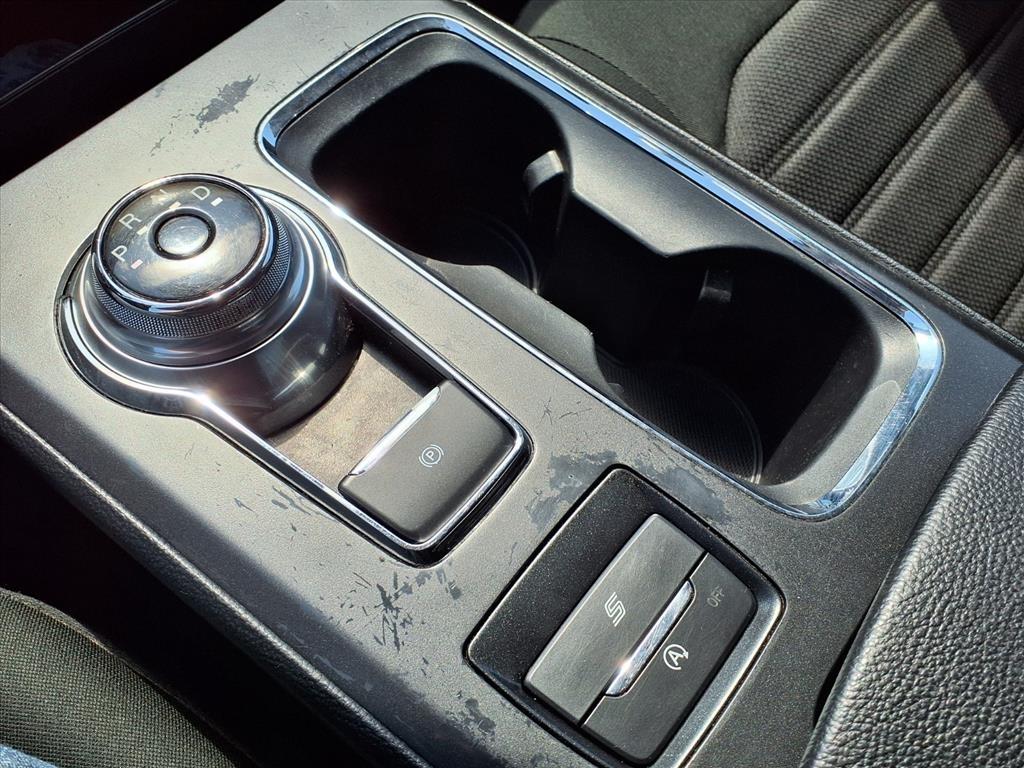 Ford Fusion SE FWD 2020