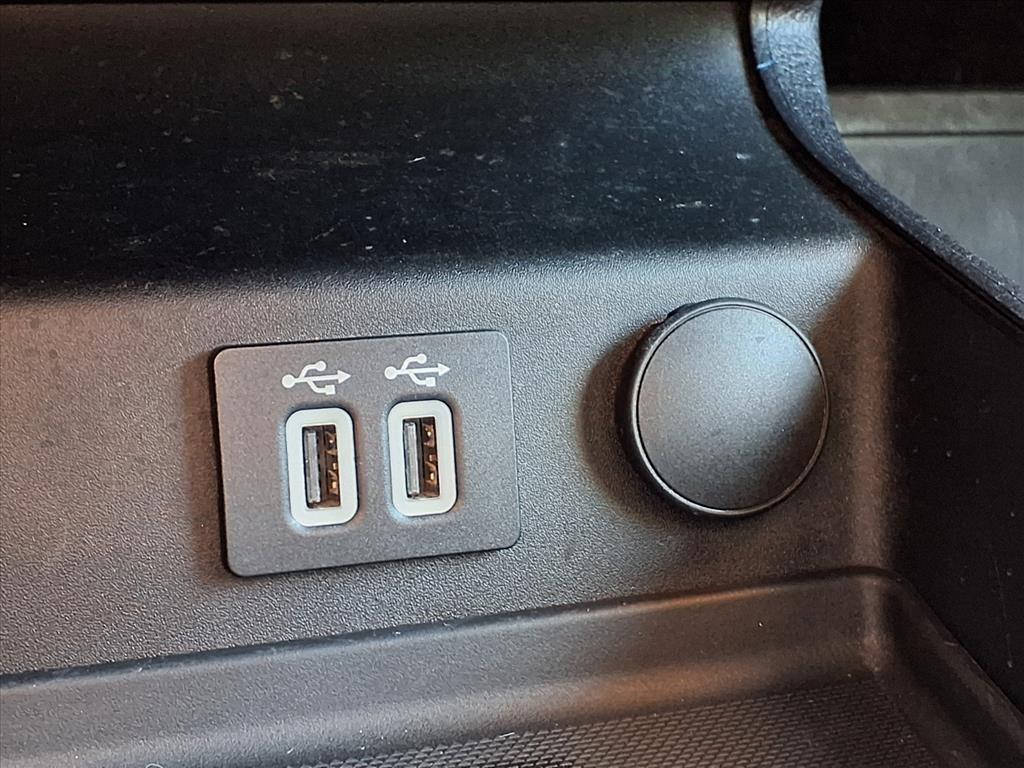 Ford Fusion SE FWD 2020