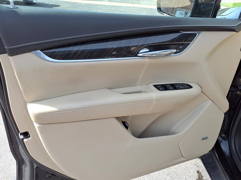 Cadillac XT5 FWD 4dr 2017