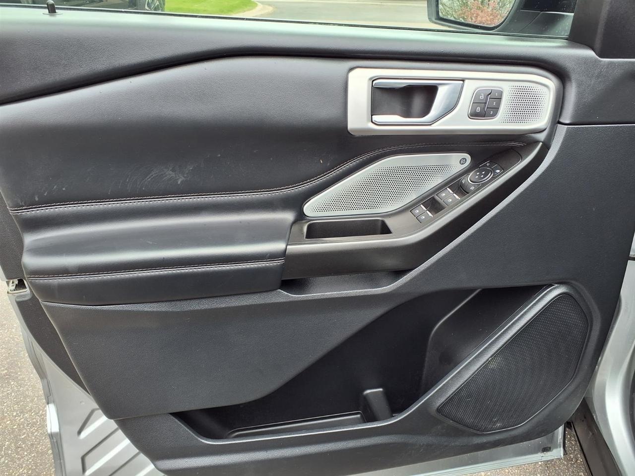 Ford Explorer Platinum 4WD 2020
